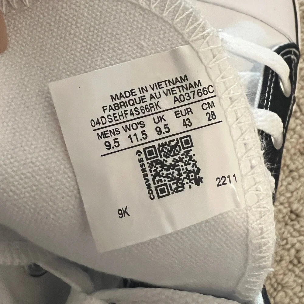 Converse Customs - Picture 9 of 9